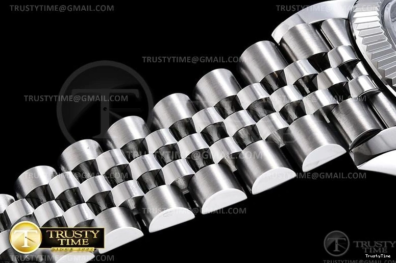 0306 Effortless R2DJ0252J – DJ2 41mm Jub 641